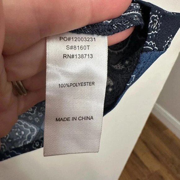 Anthropologie Doe & Rae NWT’s wrap front long sleeve blouse.size large - Picture 5 of 9